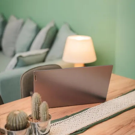 Apartment Stylish W Jacuzzi, 5 Min To White Tower
