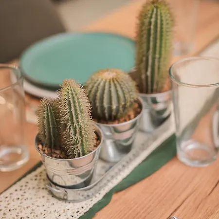 Emerald Oasis By Nexus, Next To White Tower And Tif Apartman *