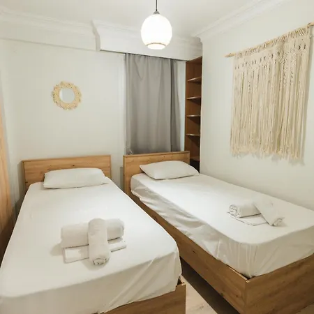 Emerald Oasis By Nexus, Next To White Tower And Tif With Jacuzzi, 2 Bedrooms *